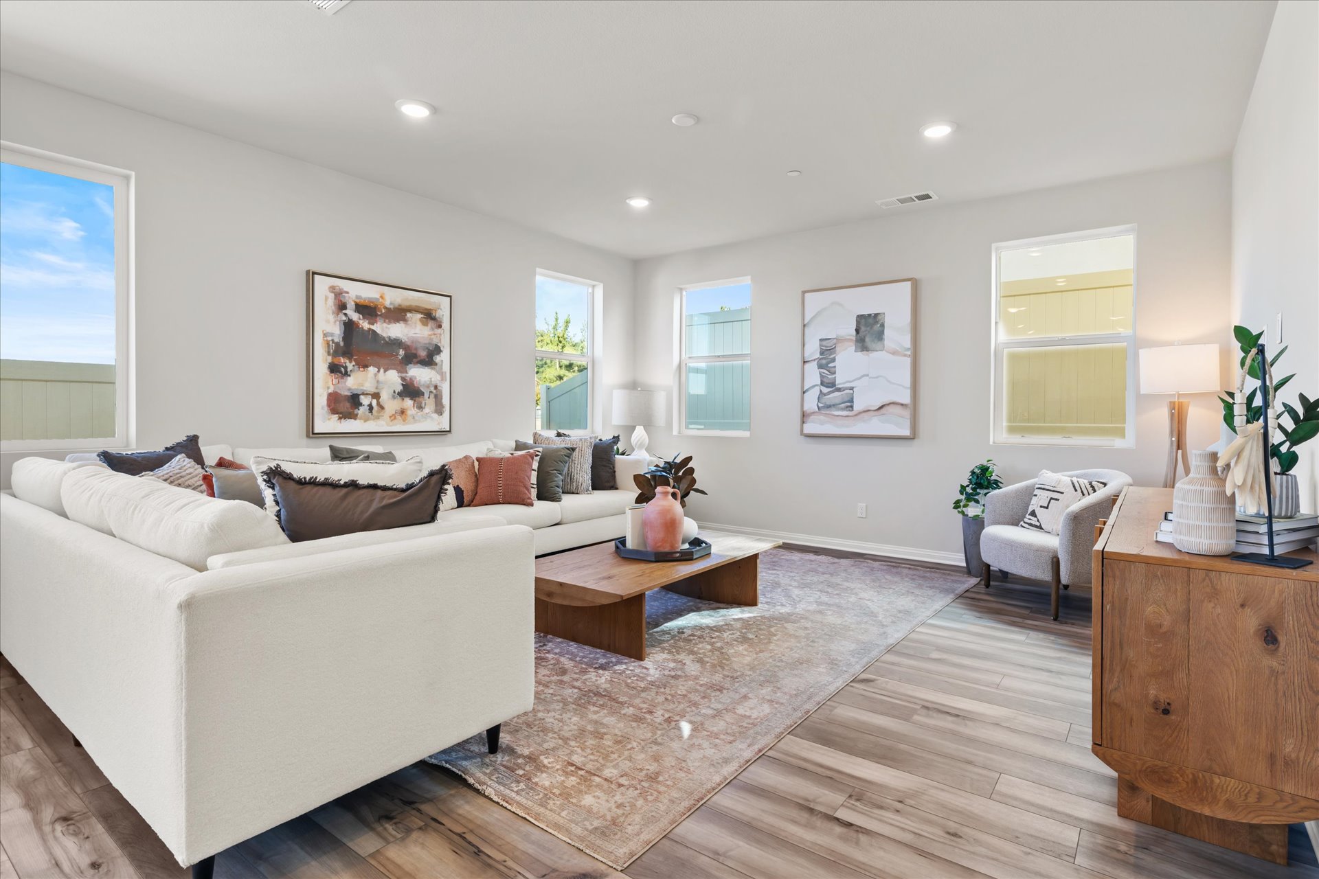 0040 7214 Veranda Lane