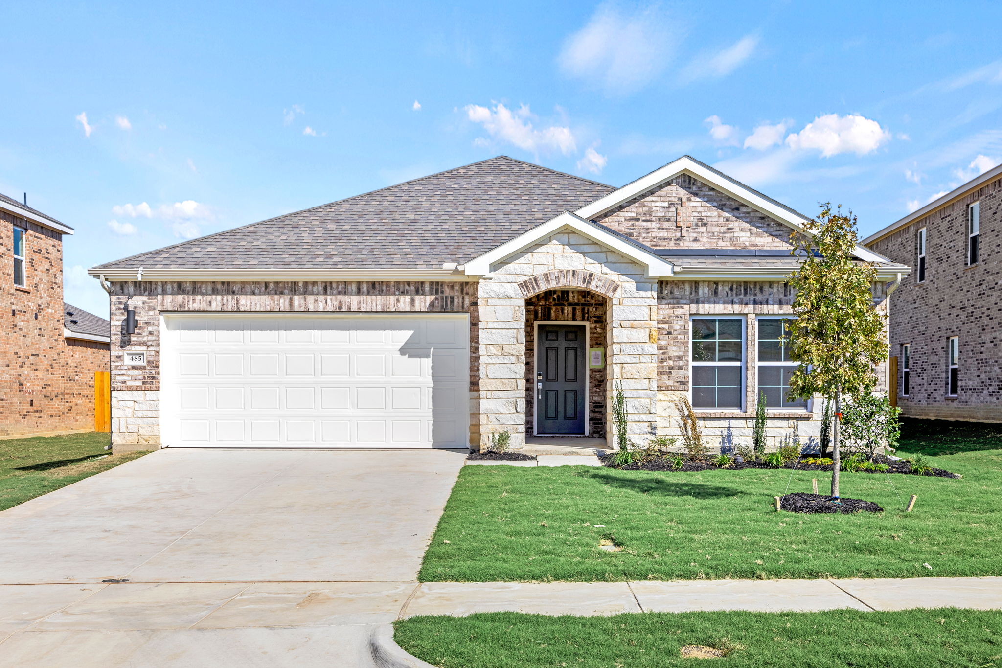 0E24 485 SUFFOLK DRIVE