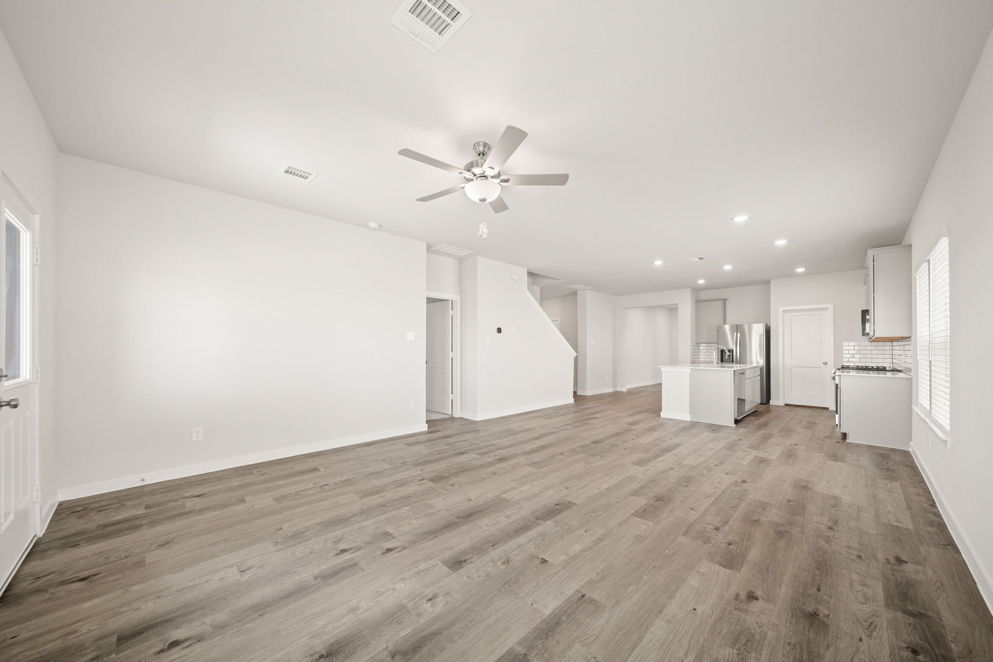 A large empty room.