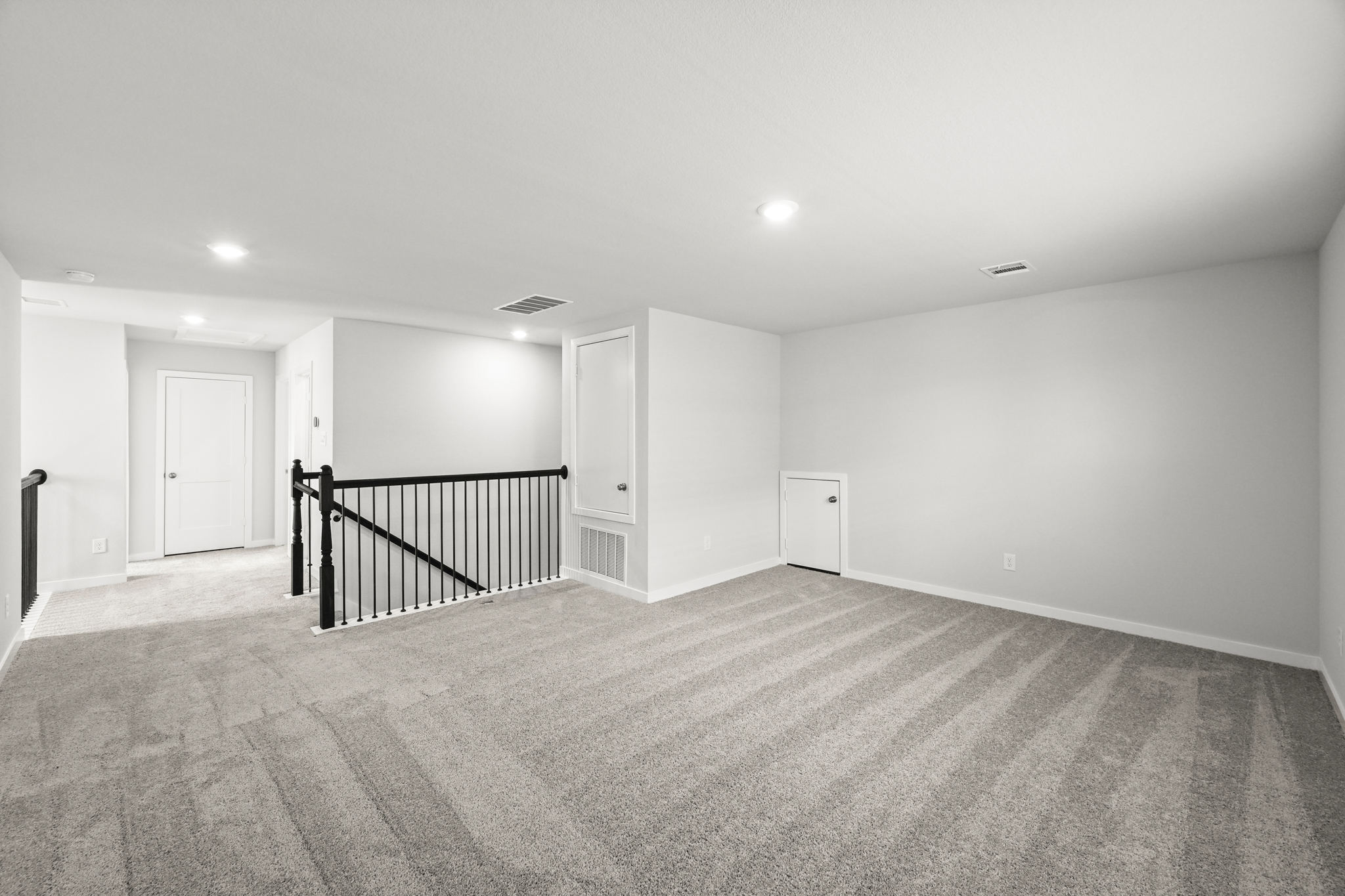 A large empty room.