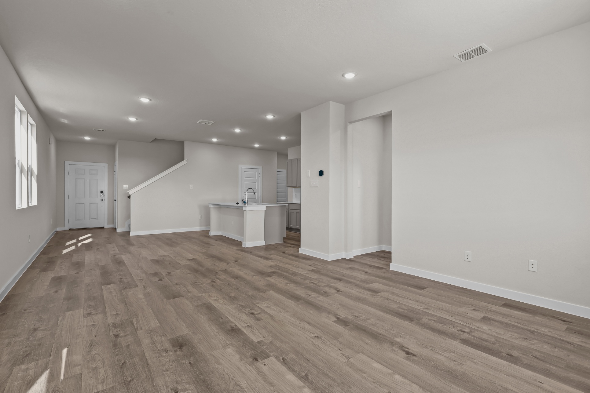 A large empty room.